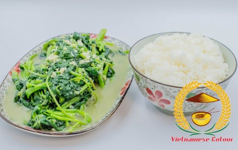 22. Sauteed water spinach